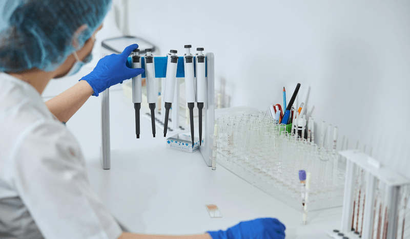 Essential Lab Tests Everyone Should Get: The Sage Guide to Proactive Health